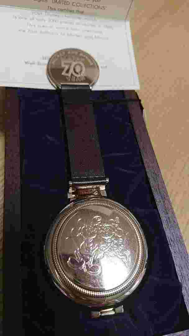 LIMITED COLLECTION 1998 MICKEY AND MINNIE HAPPY 70TH YEAR