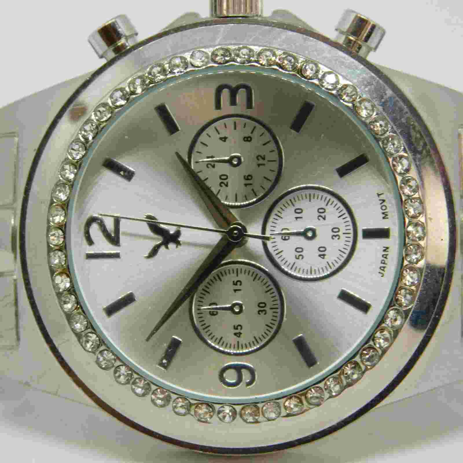 American Eagle Outfitters 16549 Silver Tone Women's Watch Sz. 6 3/4" New Battery