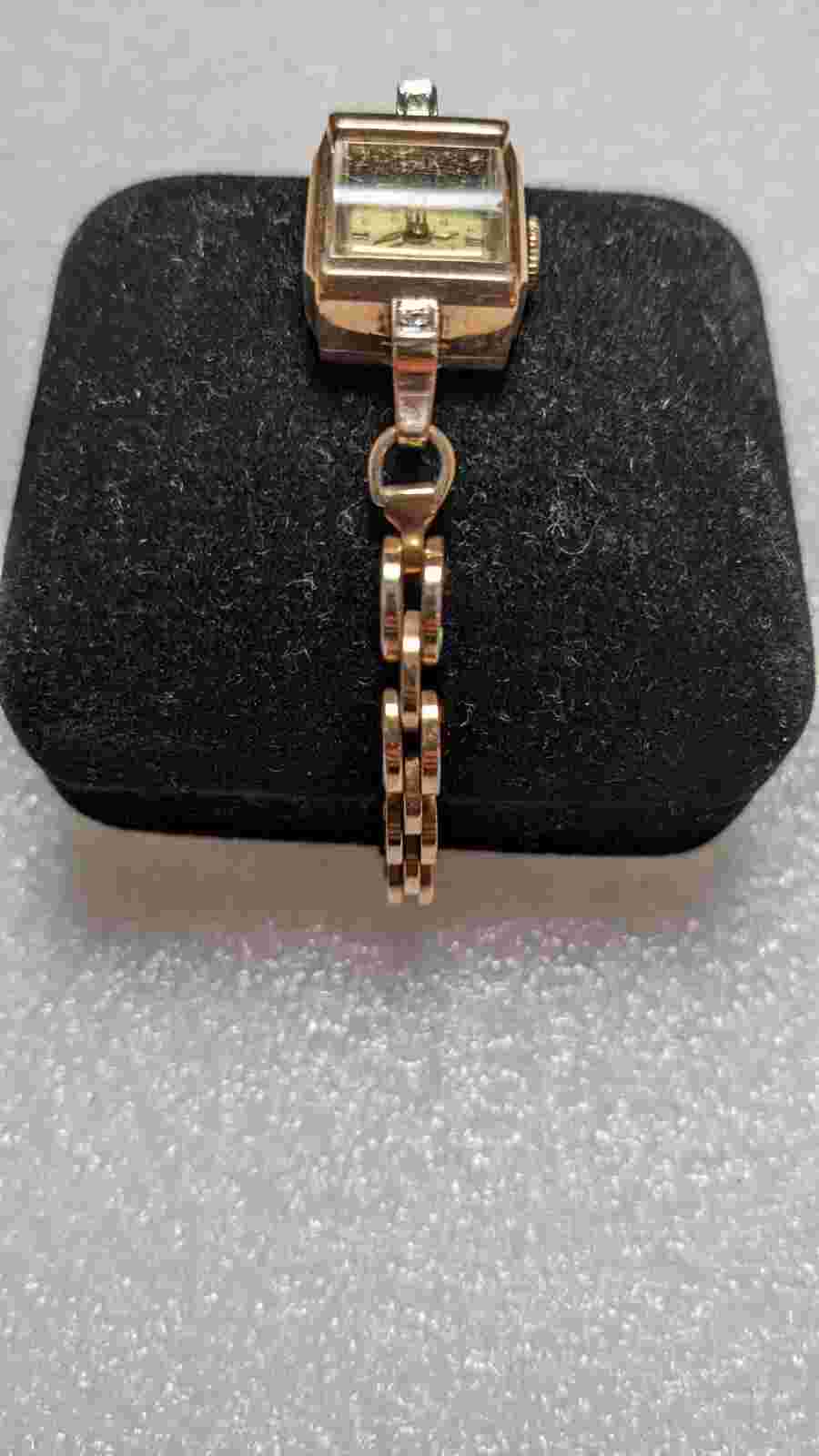 Vintage Eska 14K Gold Watch