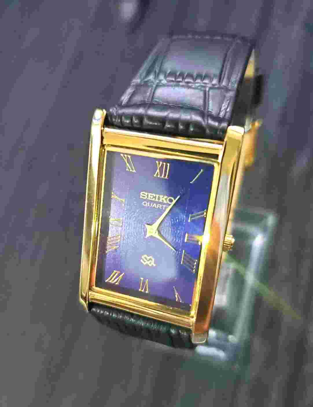Vintage Tank Men Tank Blue Dial Black Leather Dress Watch New Mvt & Batt 🌟