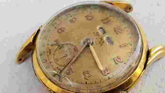 OLMA TRIPLE DATE MANUAL 2 TONE 32MM MENS VINTAGE WATCH - NON WORKING