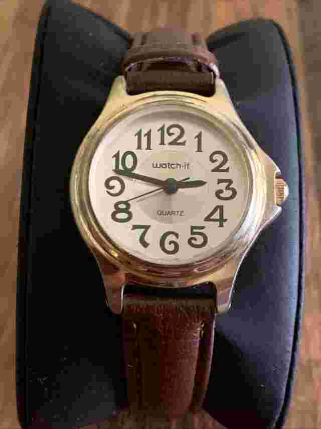 Watch-It Women's Watch Gold Tone Case Brown Leather Band- New Battery