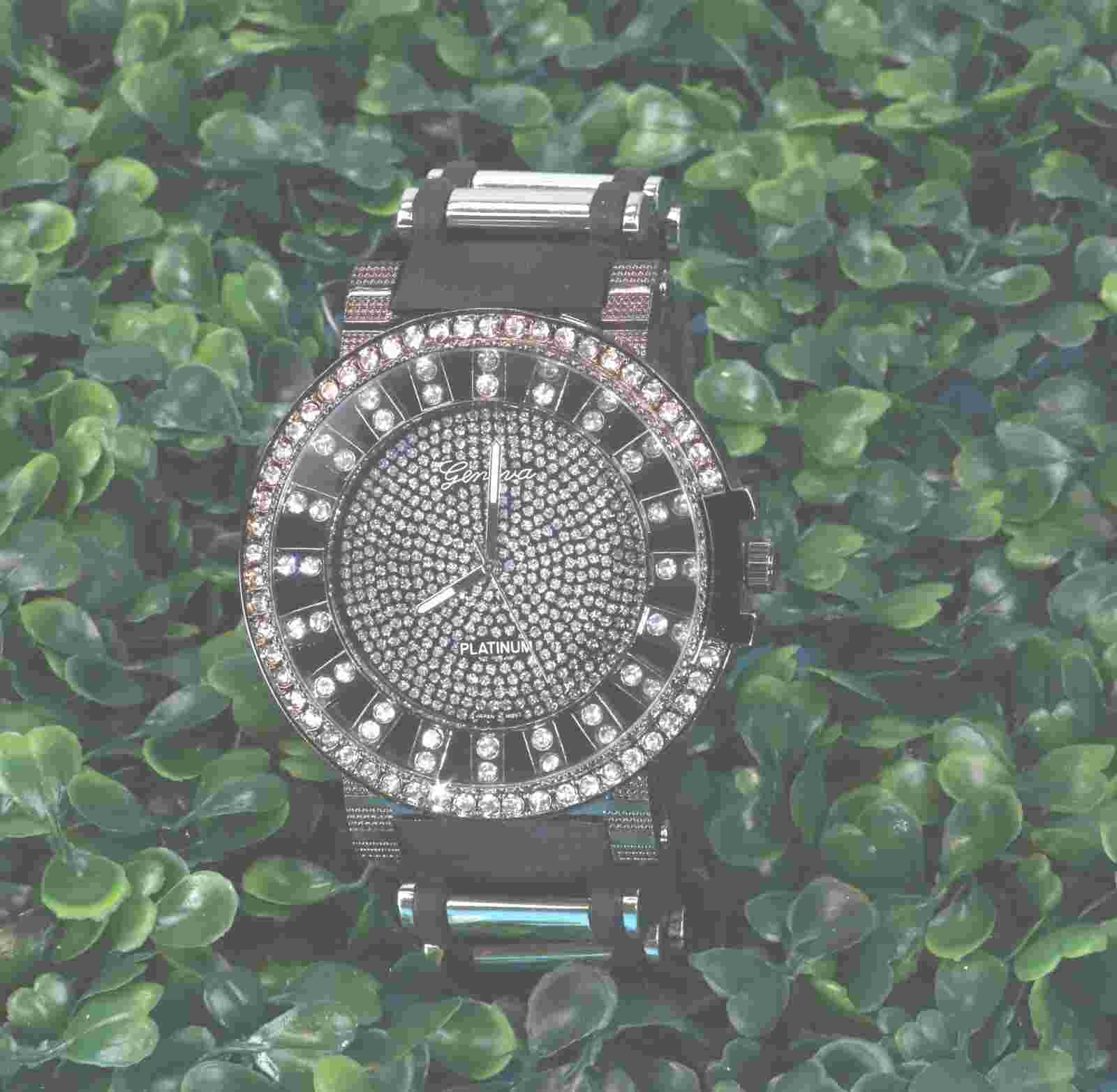 Men's Iced CZ Luxury Big Bezel Silicone Band Dress Wrist Quartz Analog Watch