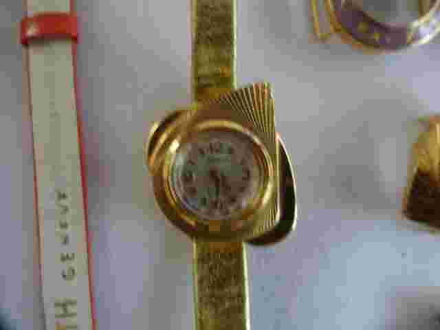 Vintage Ardath Gold Plated Super Deluxe Ladies Watch Changable Faces 21 Jewels