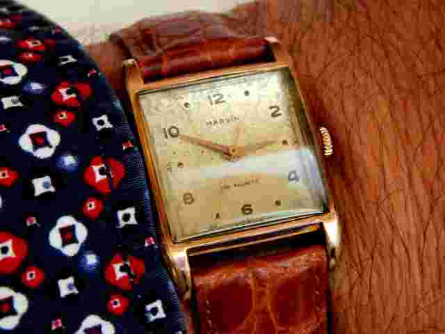 Vintage MARVIN Mechanical Wrist Watch for Men's Swiss made Gold Plated cal. 560