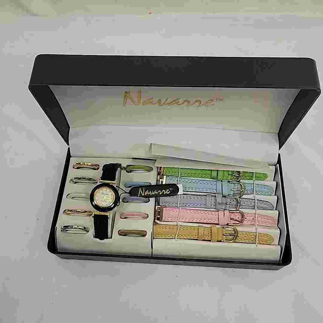 Navarre Watch Set with Interchangeable Bands New