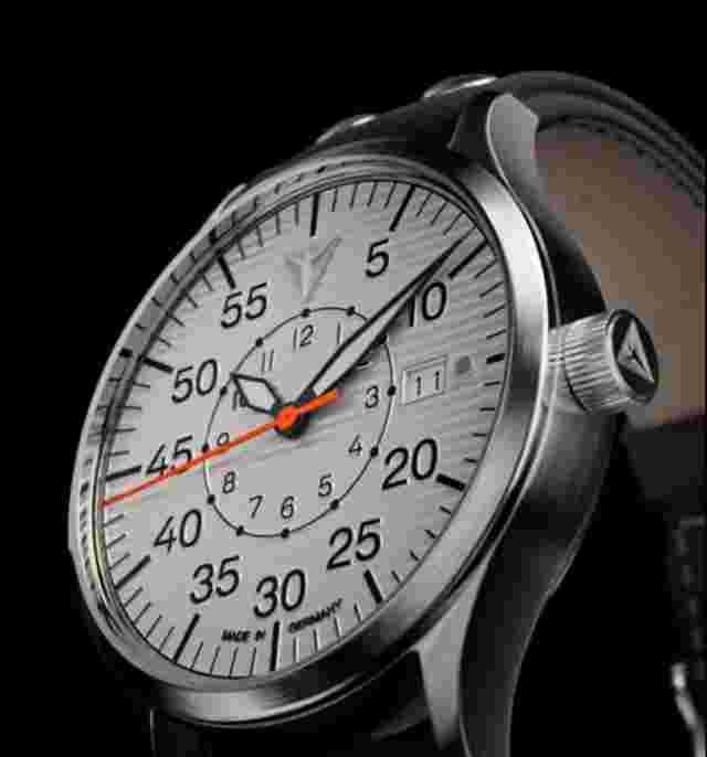 Junkers Men's Automatic Watch Model 9.52.01.03 Pilot Watch Observation...