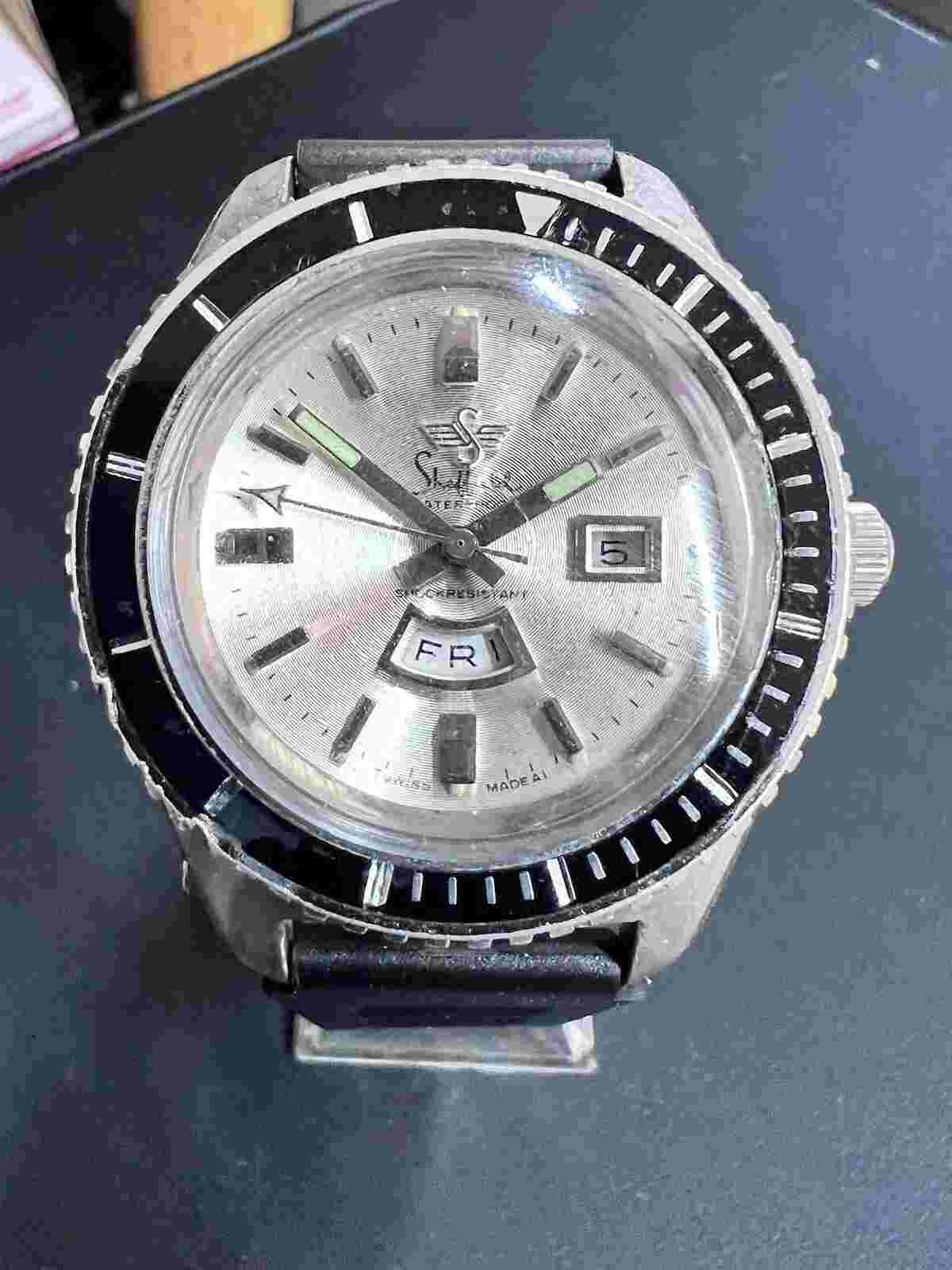 Vintage Sheffield Day Date Dive Watch.