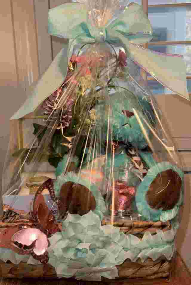 Nicole Miller Gold Watch Analog Stuffed Animal & Chocolates