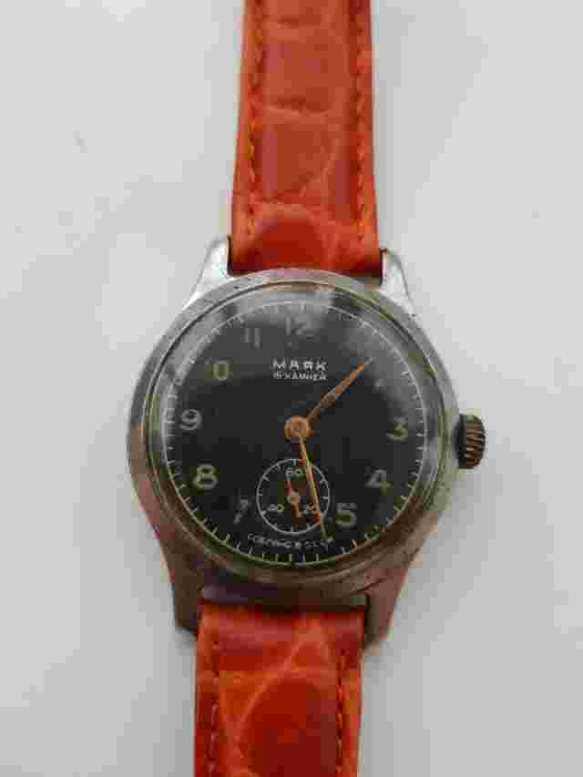 Vintage Watch USSR Soviet Era Mayak Majak 16jewels 1MChZ USSR 1960years Nice Mod