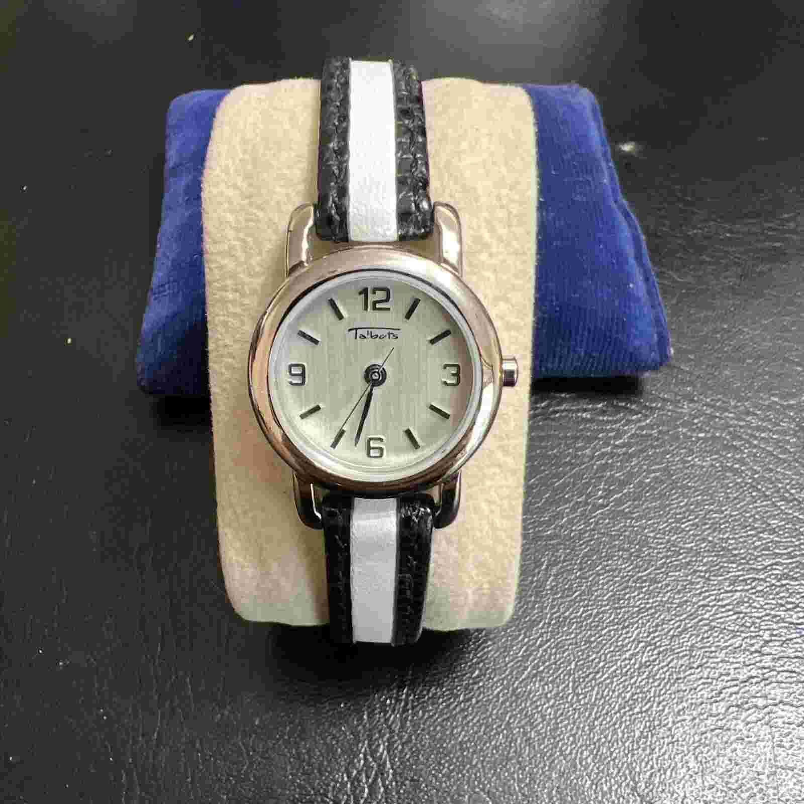 Ladies TALBOTS Silver Tone Black And White Leather Super Clean