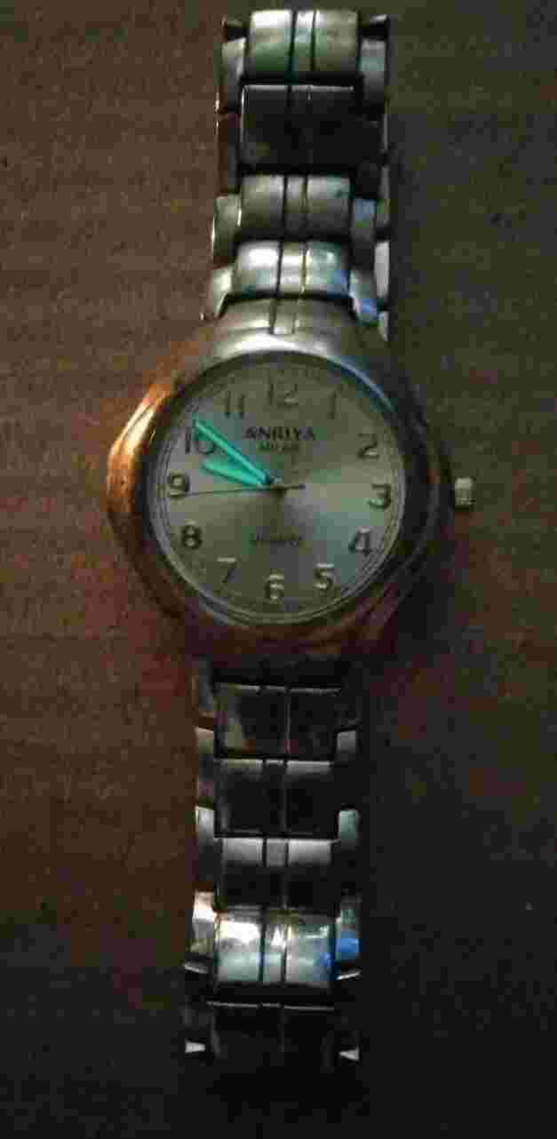 Anriya Milan Italian Watch Needs Battery