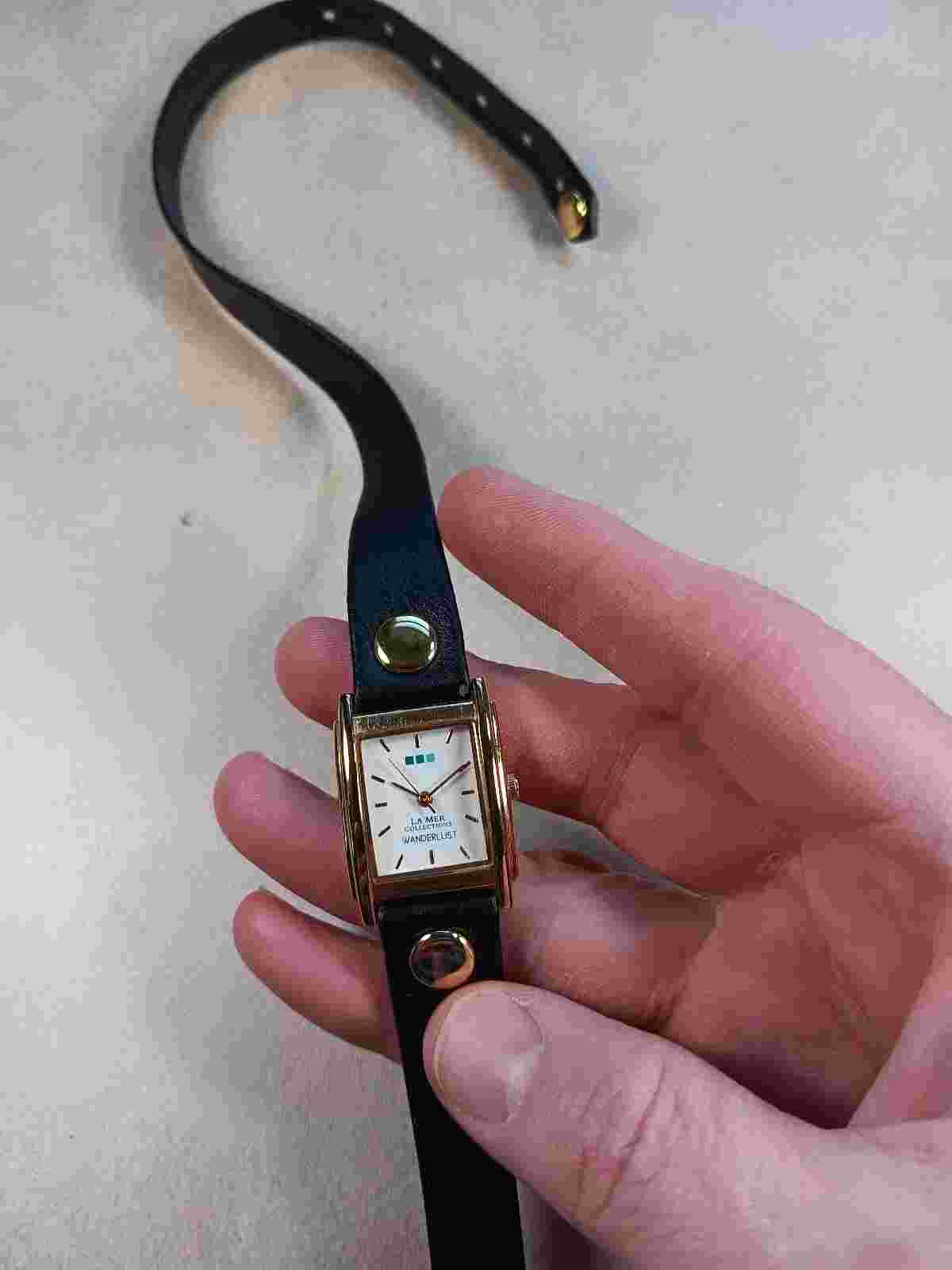 Women's gold-tone, La Mer Collections, Wanderlust watch, stylish TANK style