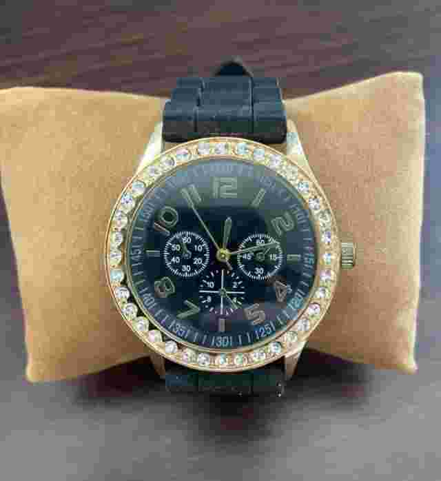 Darice Watch Women’s Gem Set Gold Tone Bezel Black Rubber Band New Battery