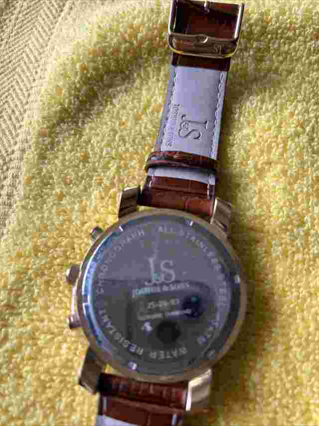 Brand: Joshua & Sons Men's Gold Dial Leather Band Watch - JS-28-03