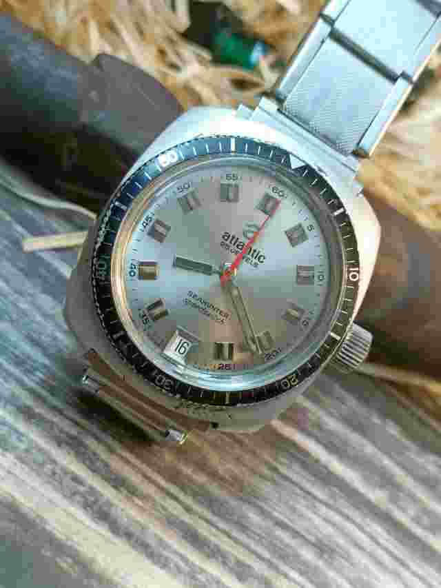 AUTHENTIC ATLANTIC 25 JEWEL SEAHUNTER SPEEDSWICH AUTOMATIC SWISS MENS DIVER MINT