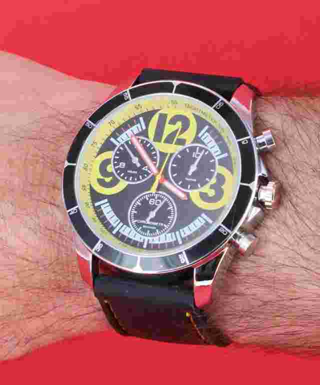 Big Bezel Fashion / Sport Style Rubber Band Yellow Dial Men's Watch