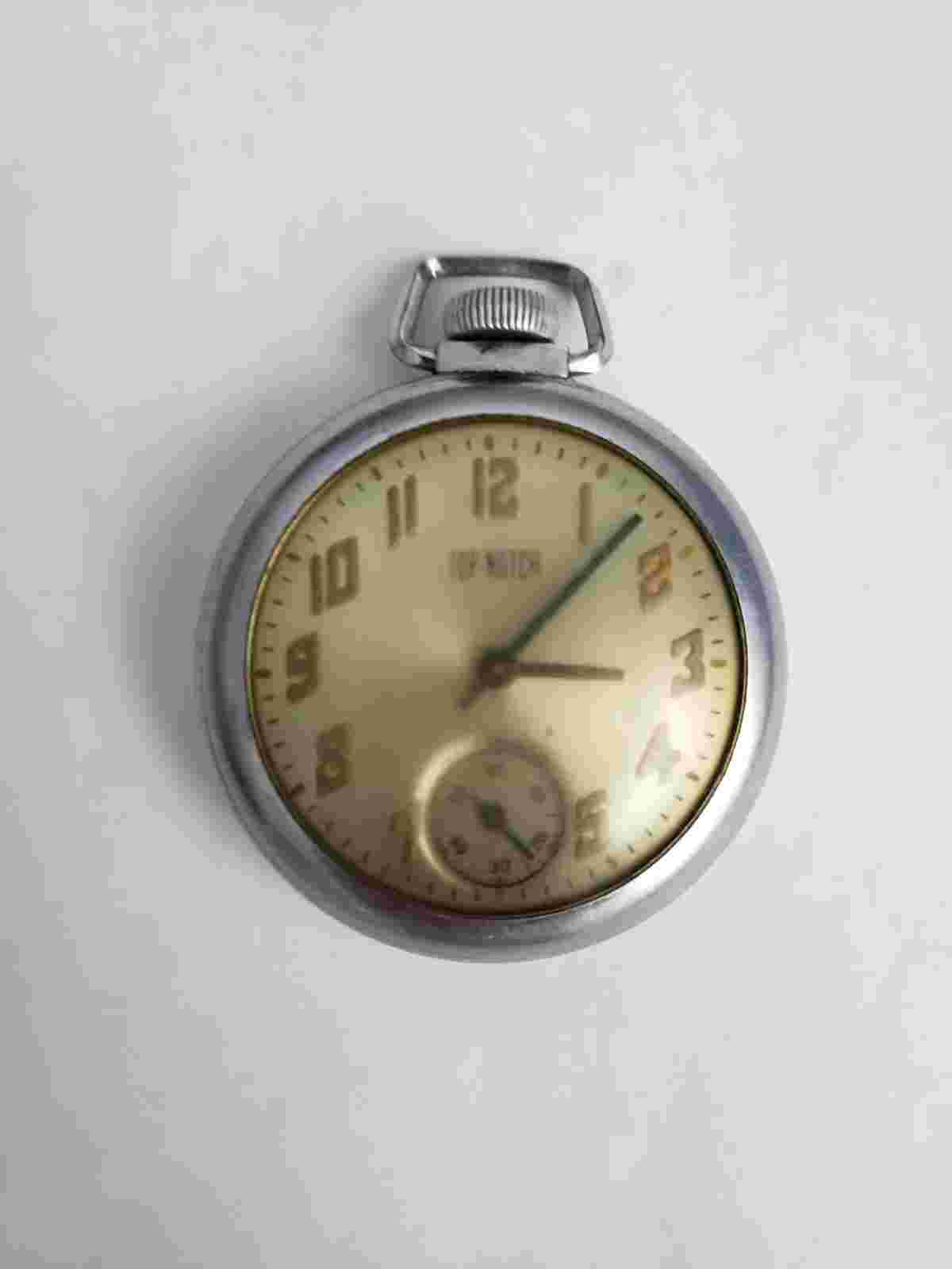 Ingraham "Top Notch" pocket watch with original box....working