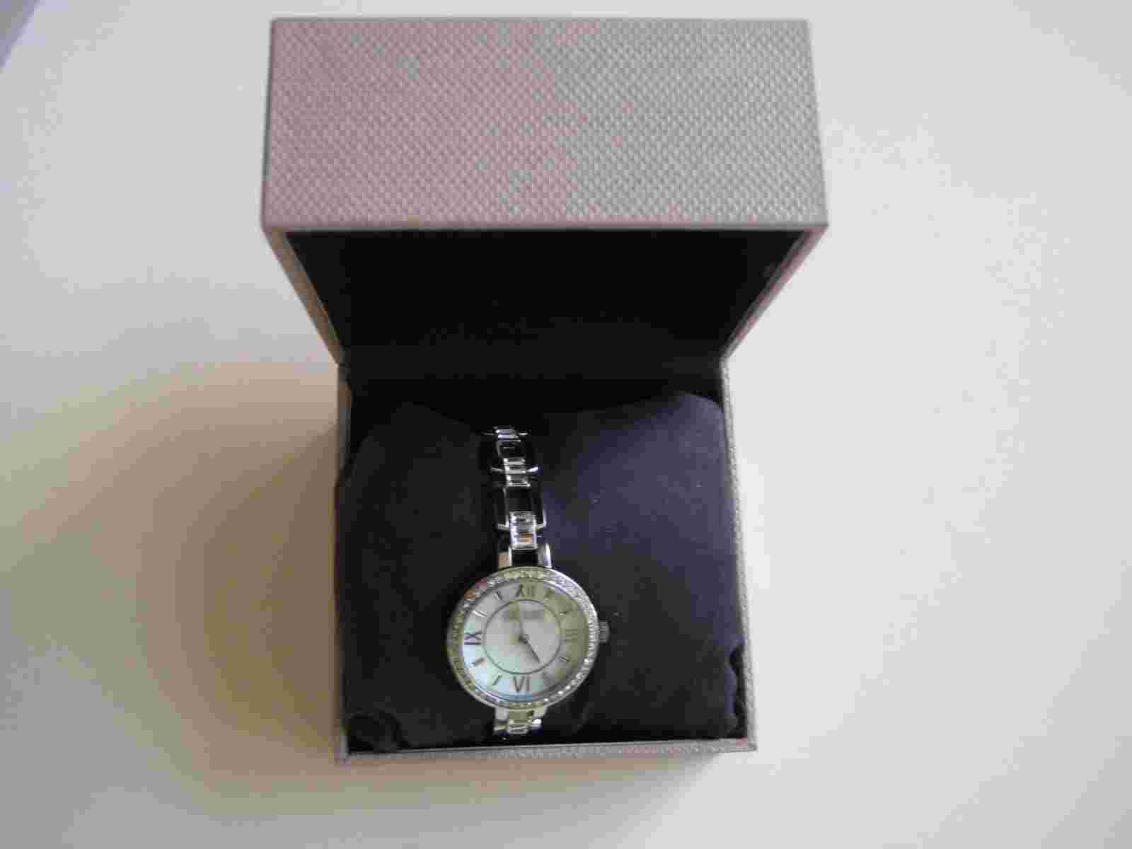 JENNIFER LOPEZ FMDJL709 STAINLESS STEEL WATCH $125