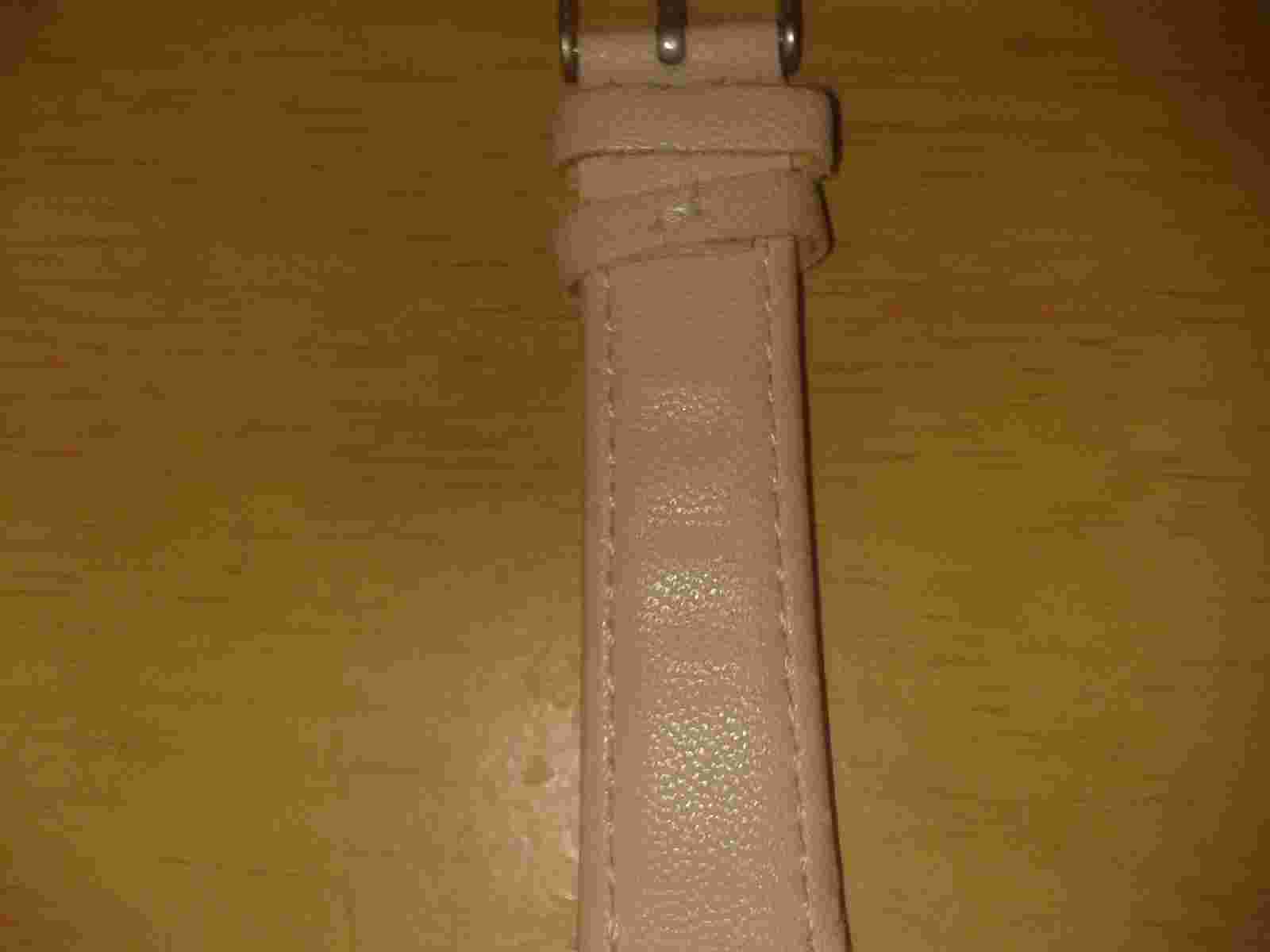 Soft pink fauxleather Ladies quartz Adrienne Vittadini watch. Floral/Butte(D23WB