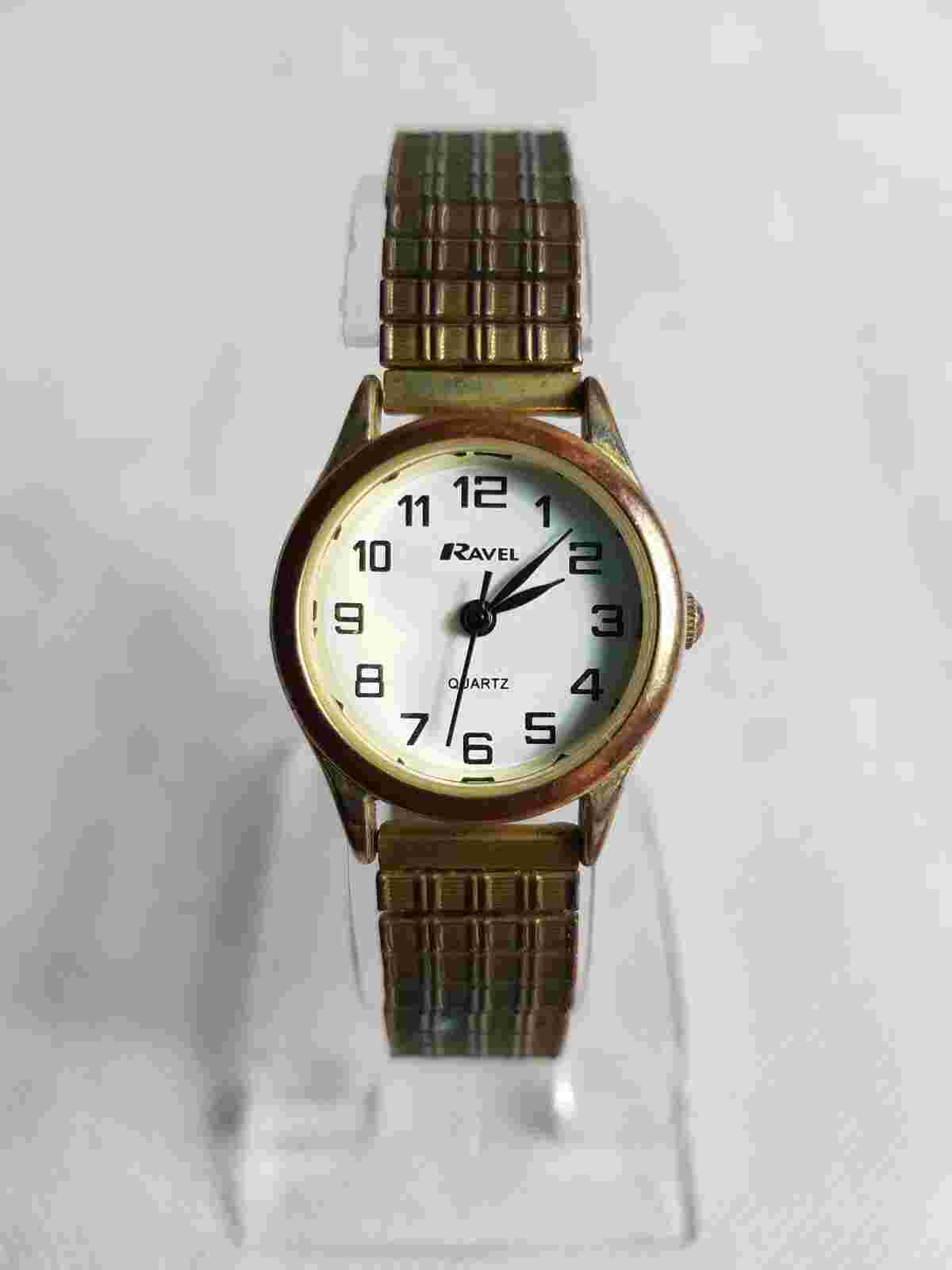 Beautiful Vintage Ravel Ladies  Quartz Watch.