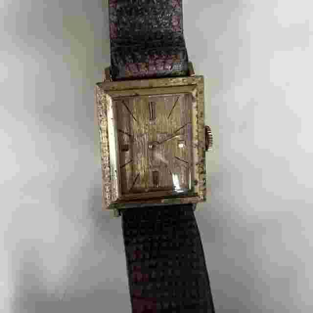 Vintage Andre Bouchard 17 Jewels Ladies Watch