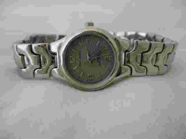 Paul Jardin Analog Wristwatch with Quartz Movement and Water Resistance