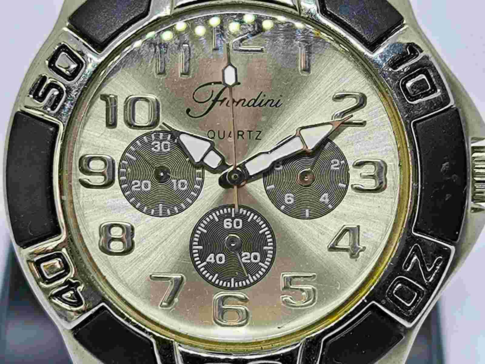 Fondini Quartz Silver Tone Mens Wristwatch, Working order