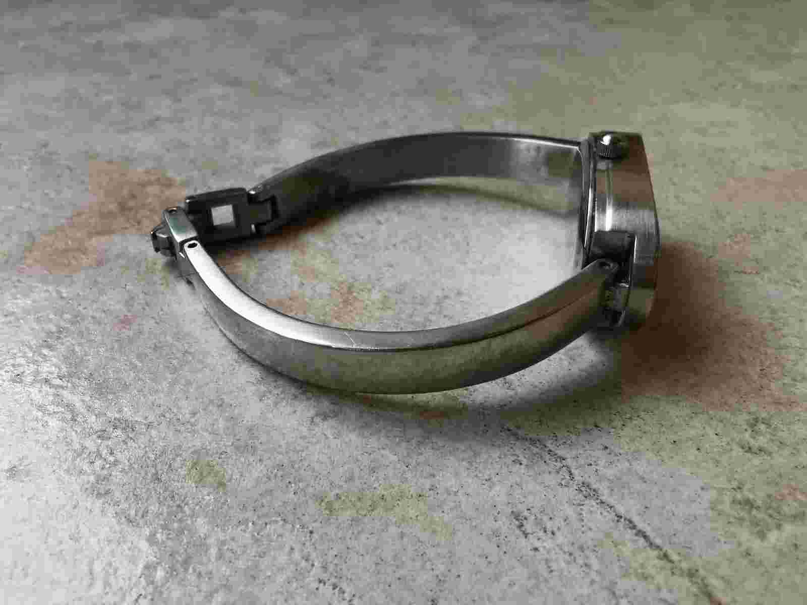 Roots Oval Watch Stainless Steel R321 Diva Needs Battery