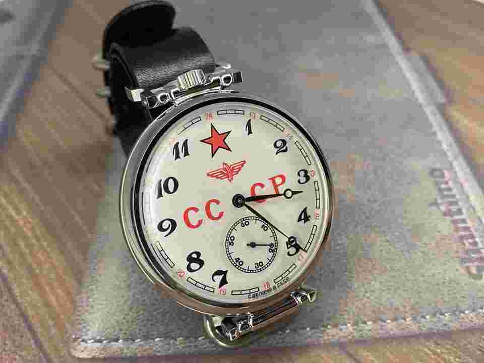 Beautiful men's watch Molniya Soviet Star USSR vintage military gift