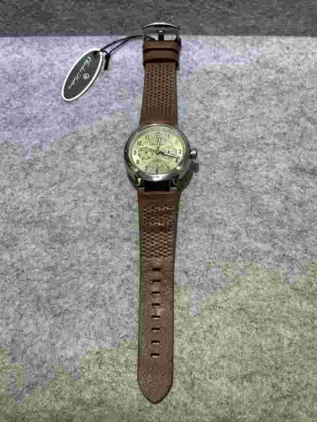 Charles Hutton Newport Pagnell BH-LT1042D 42mm