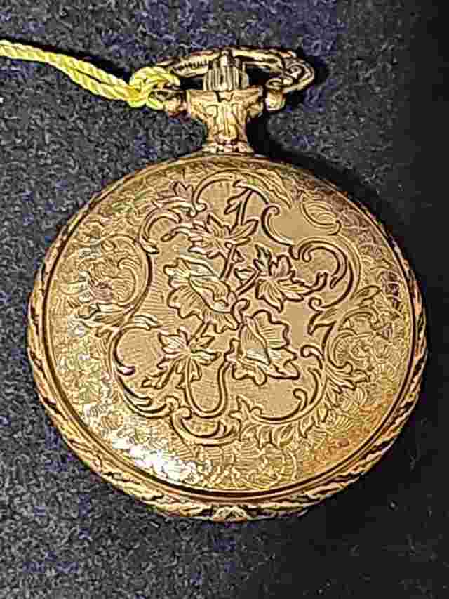 Vintage Jean Cardot Pocket Watch Embossed Stag Deer Hunting Dog 17 Jewel Runs