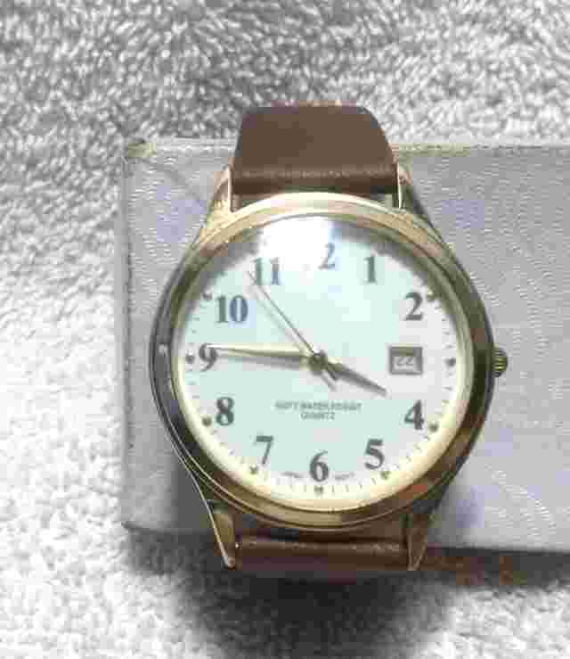 Advance Quartz Watch Easy Reader Date WR Leather Band Adult New Bat Works Great