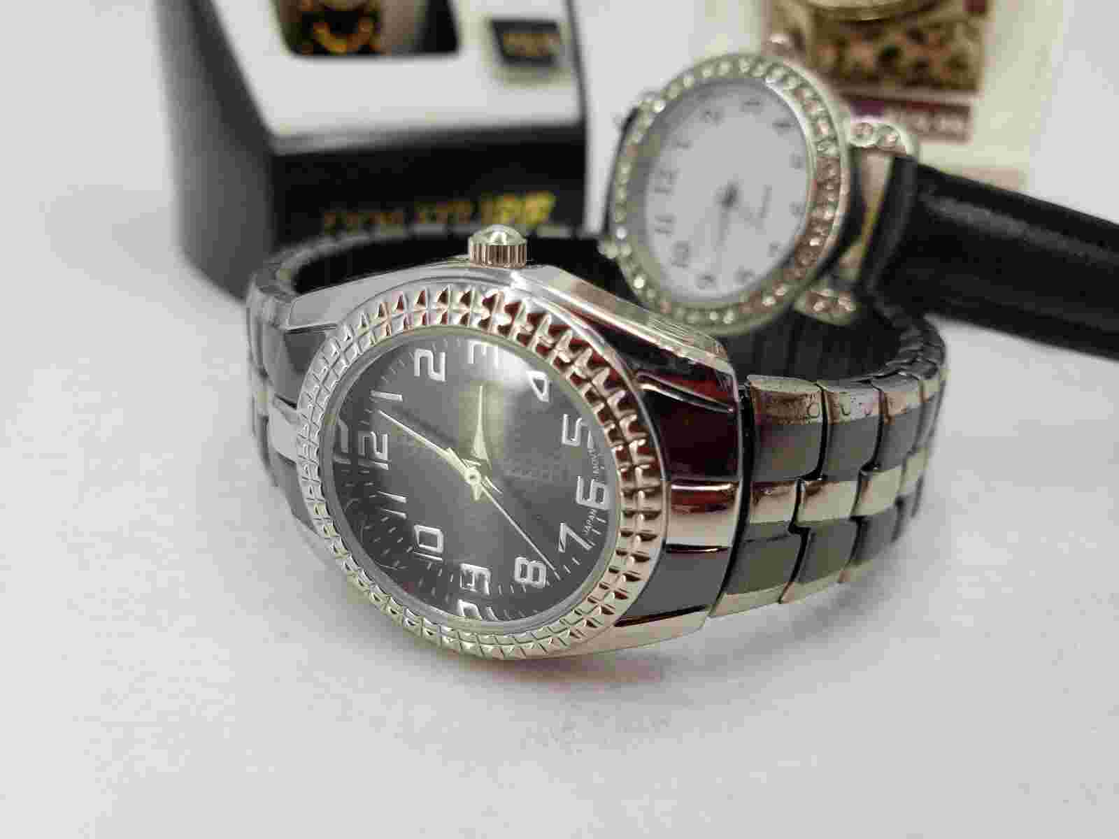 ACCUTIME WATCH CORP 4 LADIES QUARTZ WATCHES LIFESTYLE TIMEPIECES VS COUTURE