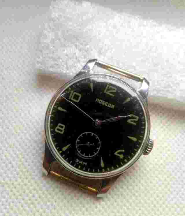Vintage USSR watch Soviet Wrist Mechanical Wristwatch RUSSIA Victory RARE Mens