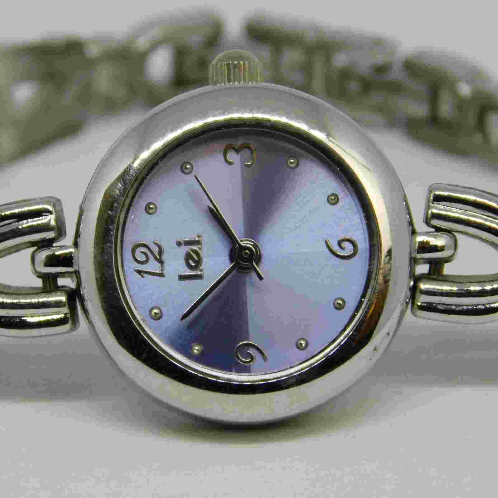 l.e.i. LEIL9514 Silver Tone Quartz Analog Women's Watch Sz. 6 3/4" New Battery