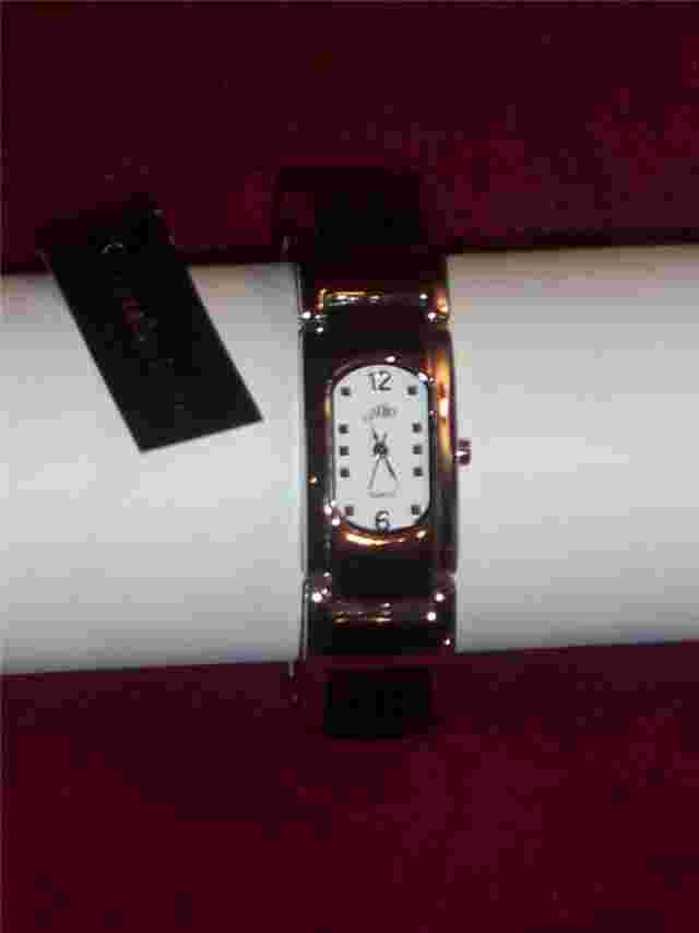 Alto Oval Rectangular Case Silvertone with Black Leather Cuff and Link Band NEW