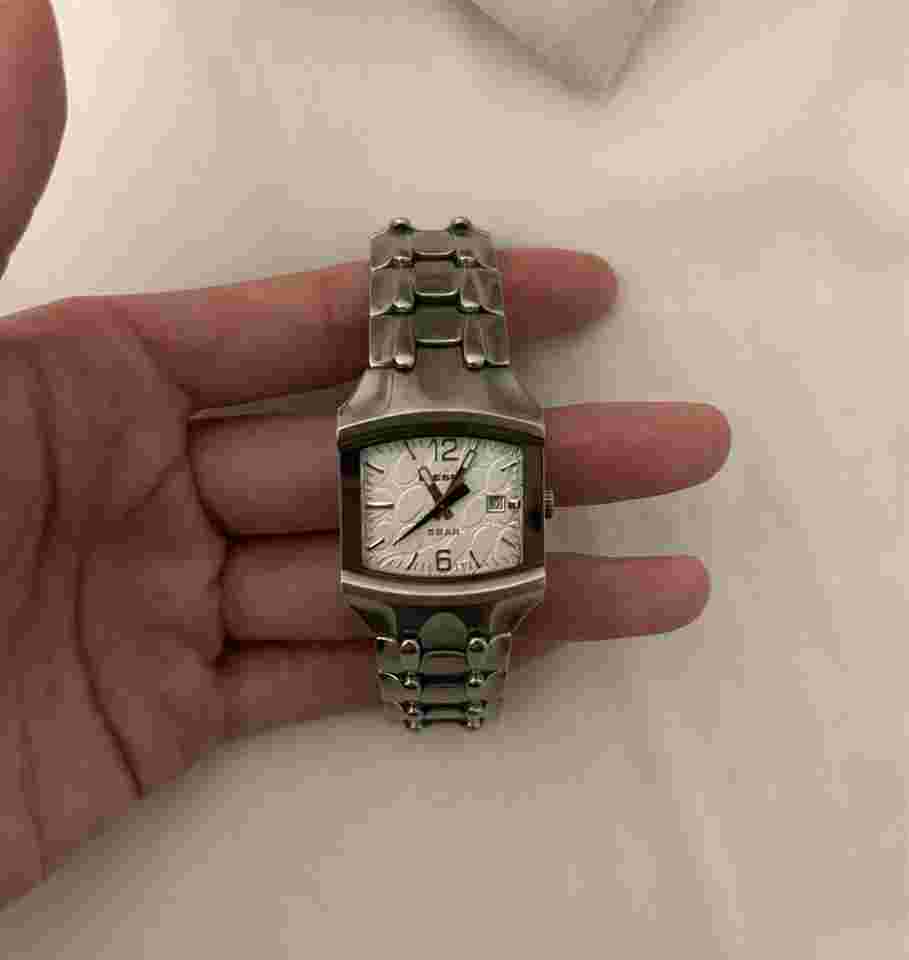 Diesel 00s Silver Watch Y2K Design Bracelet 5BAR Water Resistant Date Display