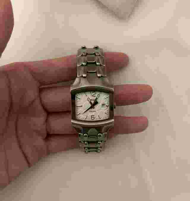 Diesel 00s Silver Watch Y2K Design Bracelet 5BAR Water Resistant Date Display