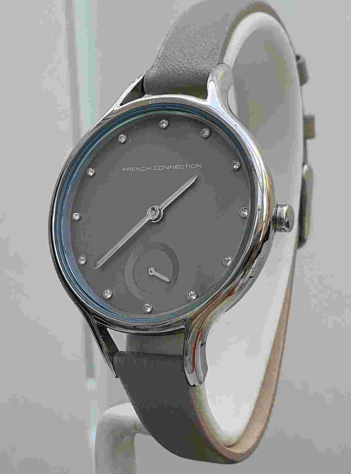 New French Connection FCUK Ladies Watch Grey Leather str. Lightweight RRP£89(p75