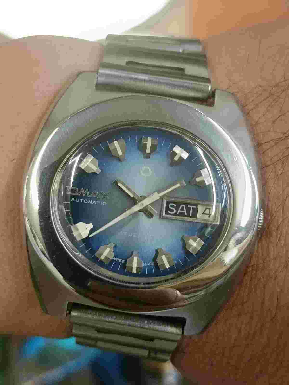 AUTHENTIC OMAX SWISS MEN'S AUTOMATIC BLUE DIAL DAY DATE MINT VINTAGE WATCH