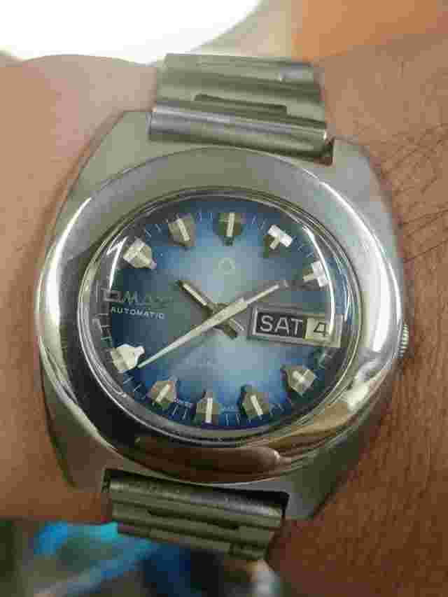 AUTHENTIC OMAX SWISS MEN'S AUTOMATIC BLUE DIAL DAY DATE MINT VINTAGE WATCH