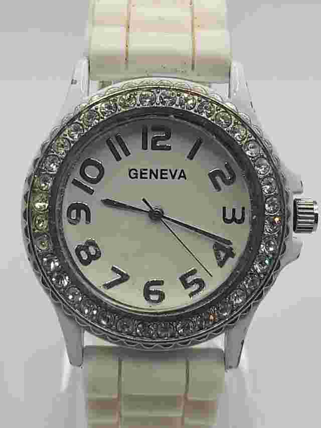 Slightly Jewelled Silicone Rubber Geneva White Watch For Parts Not Working