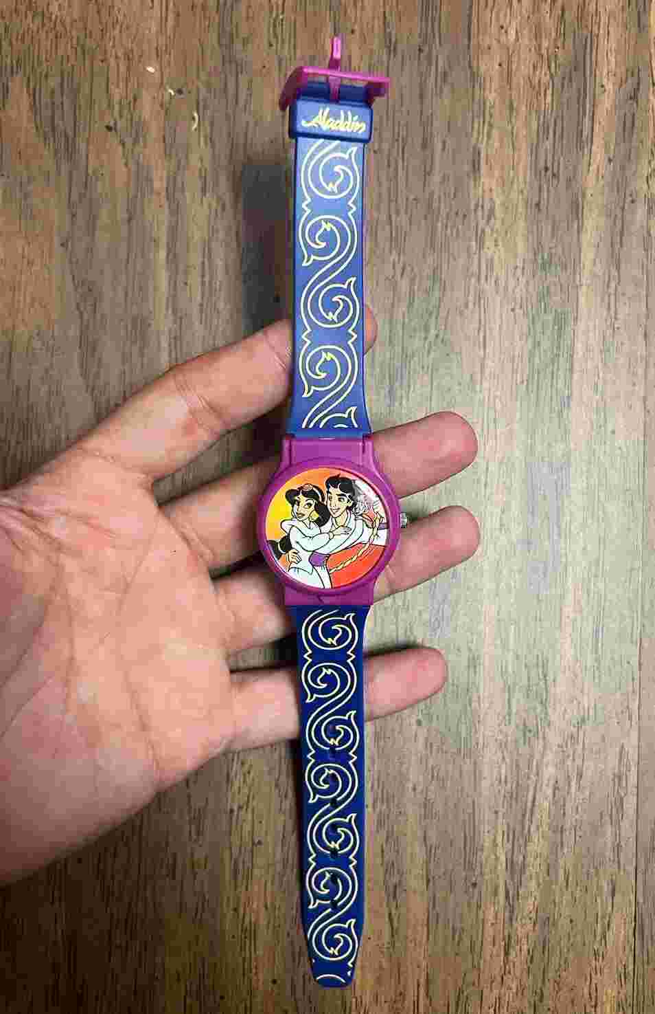 Vintage 90’s Disney's Aladdin & Jasmine Wrist Watch With Blue 9"  Untested