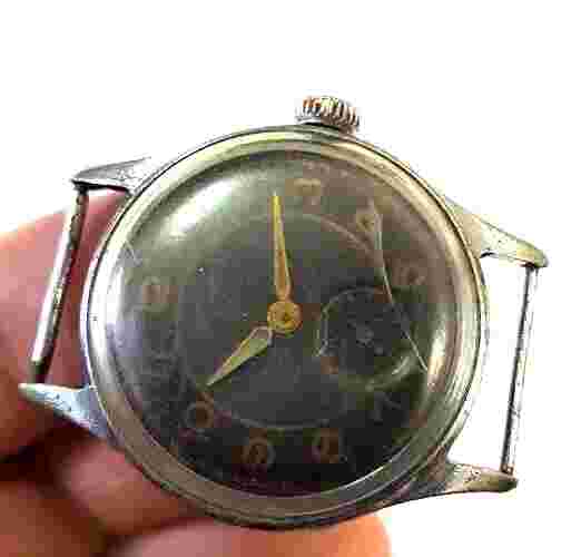 VINTAGE SOVIET RUSSIA USSR WRIST MENS WATCH KAMA MEHANICS NOT WORKING RARE