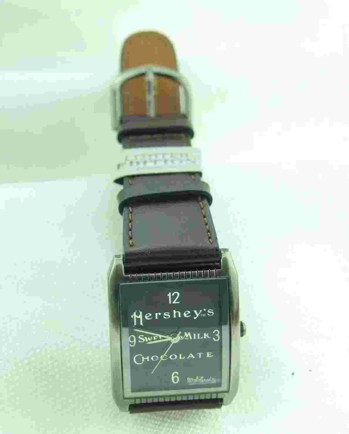 New  In Box Hershey's Chocolate Watch HYS02 1994 Leather Band No book