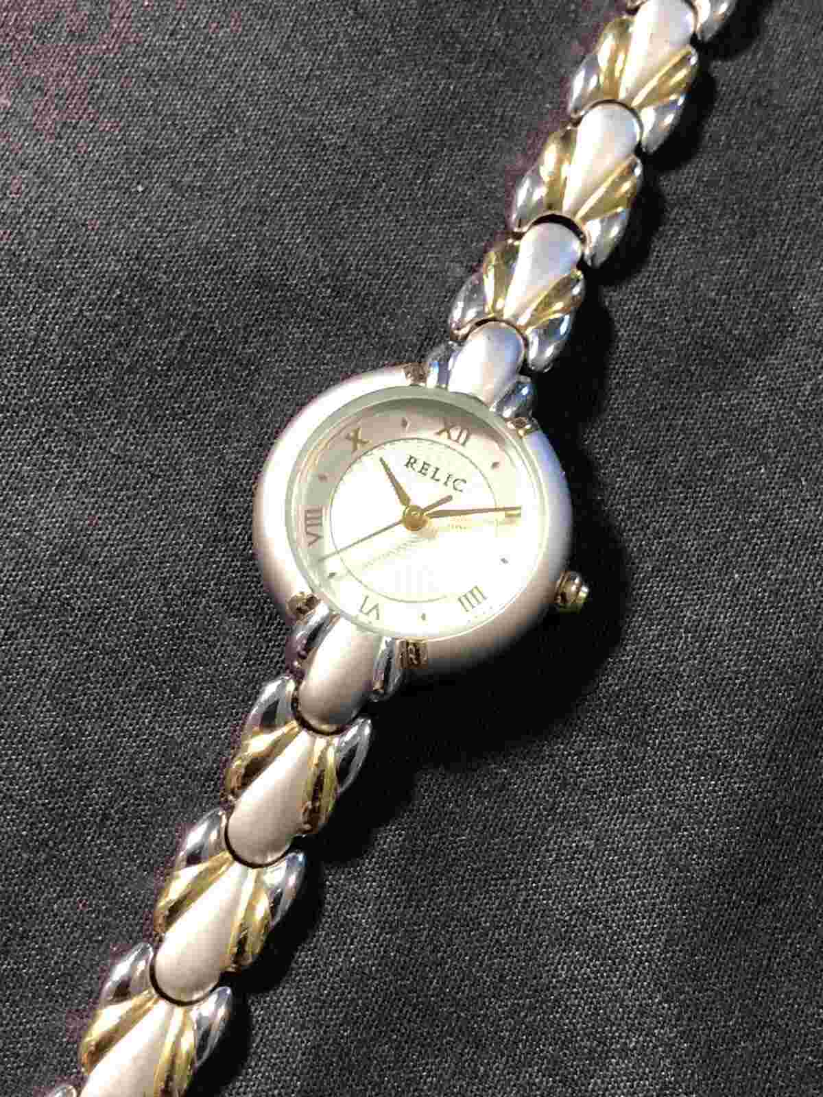 RELIC by Fossil Women’s Watch Brushed Silver & Gold Tone Wristwatch New Battery