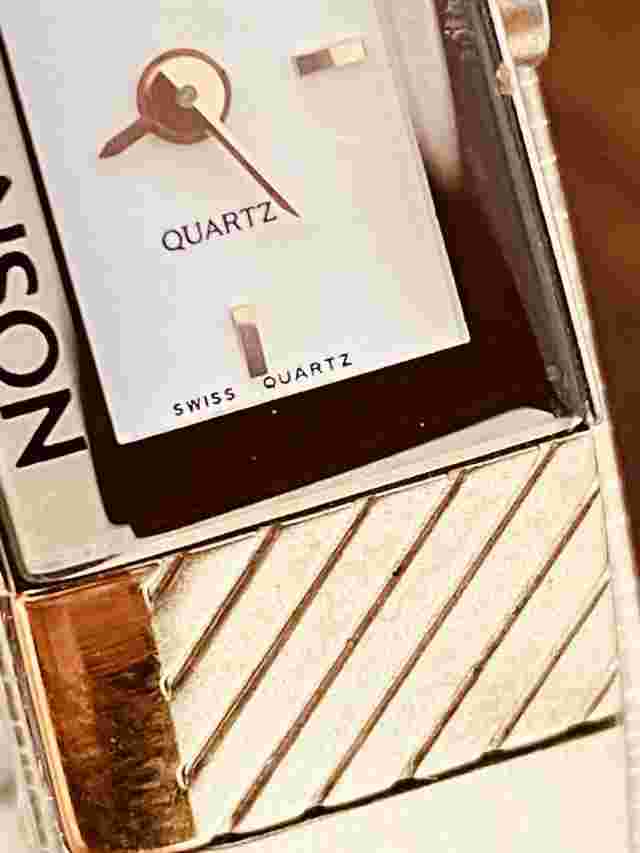 Vintage Swiss ROMANSON Women Quartz Watch  White Dail Tank #6279