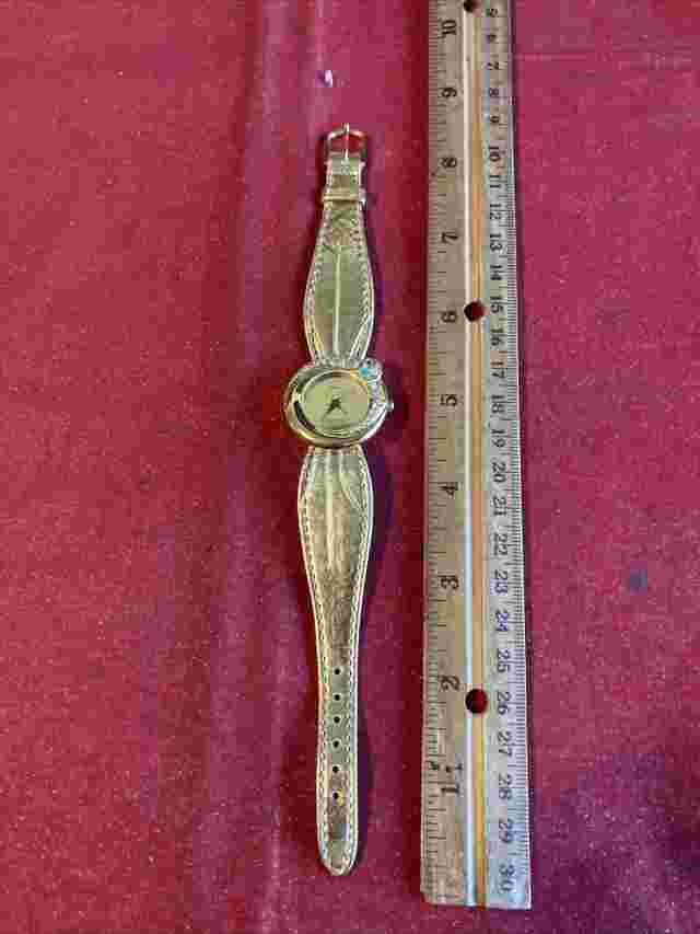 Vintage Ronica Quartz Gold Color Watch