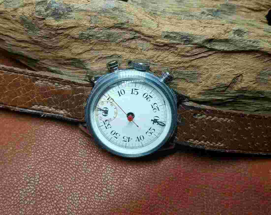 VERY RARE PIERCE 2 PUCHERS CHRONOGRAPH WW2 BRITISH MILITARY MAN'S WATCH